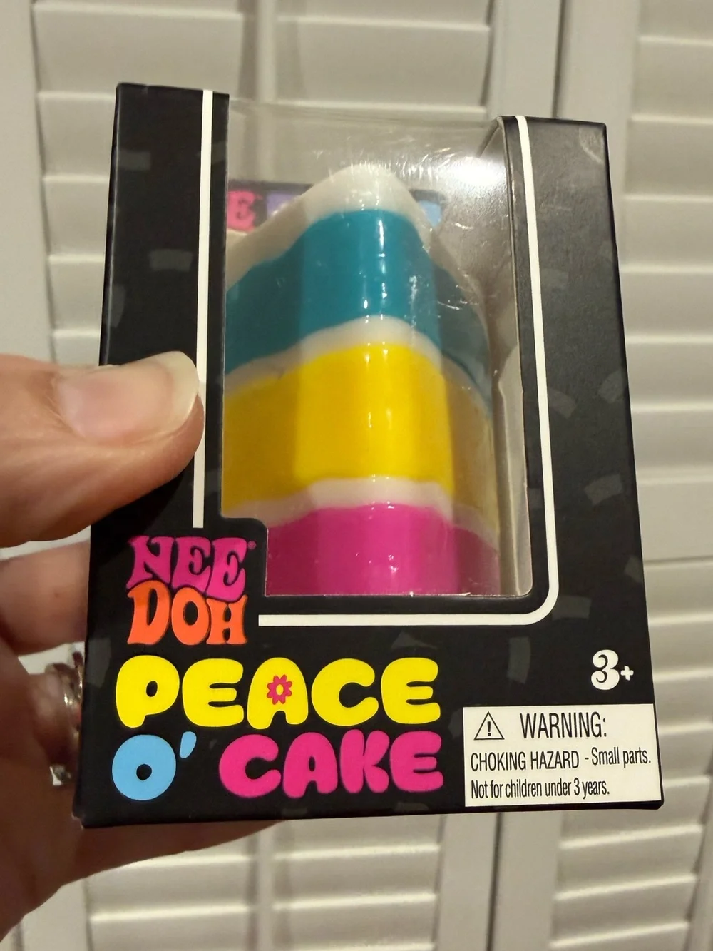 Needoh Peace O' Cake Colorful Layered Squeeze- White, Blue, Yellow, Pink - Picture 4 of 7